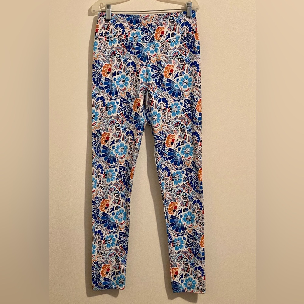 Multi colored flower leggings